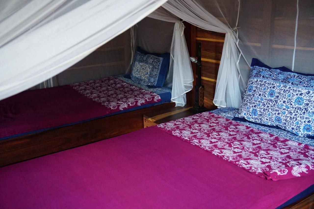 Harry'S Ocean House Pacitan 아파트 외부 사진