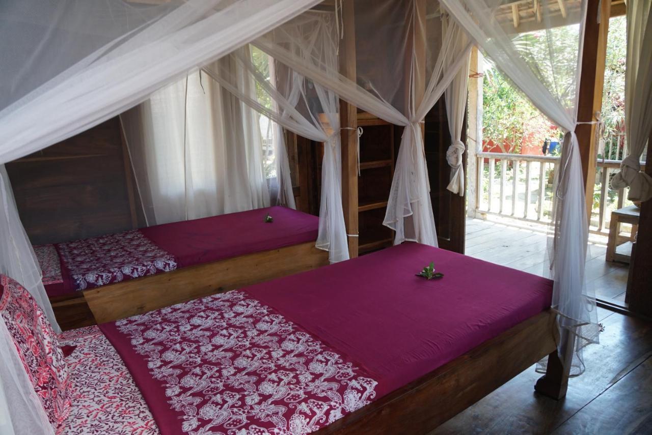 Harry'S Ocean House Pacitan 아파트 외부 사진