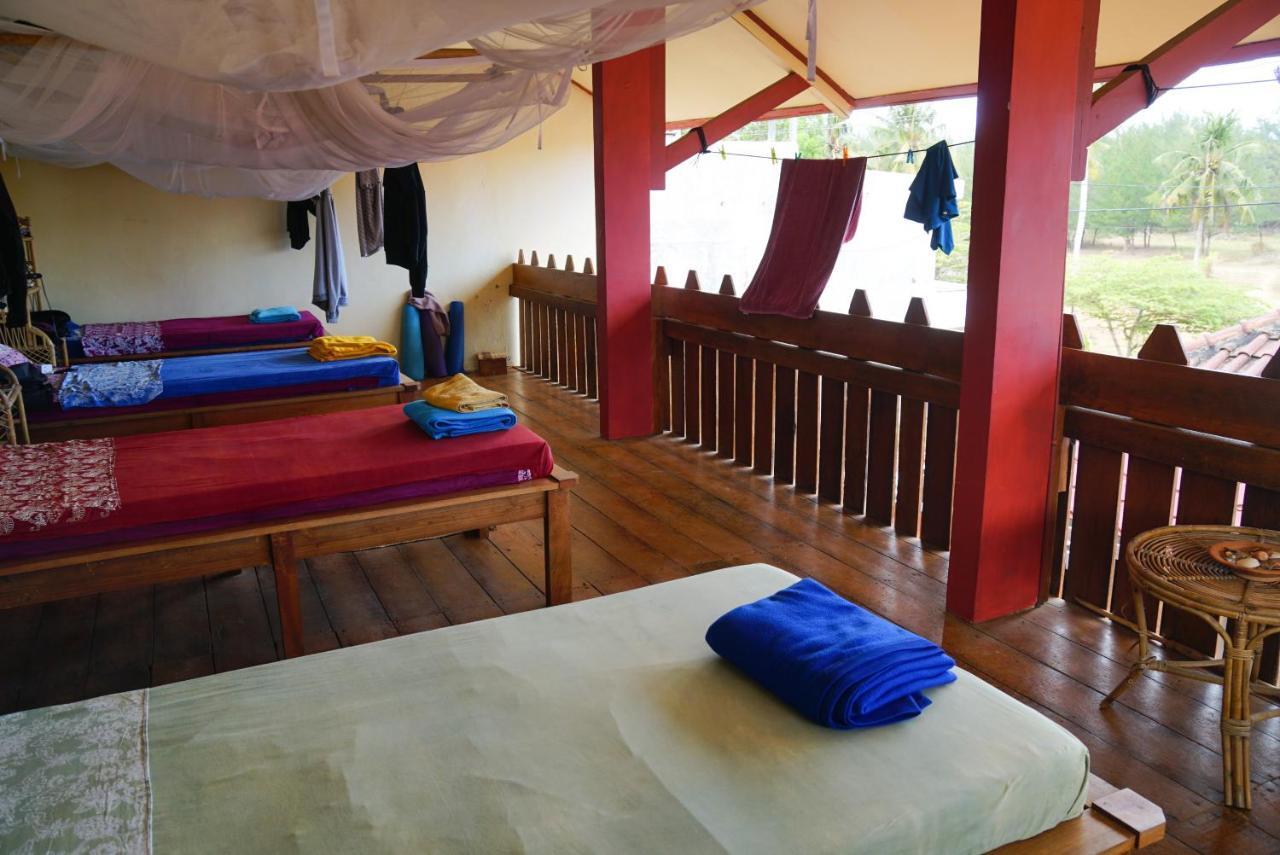 Harry'S Ocean House Pacitan 아파트 외부 사진